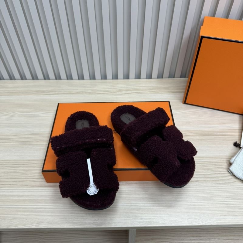H**mes slippers